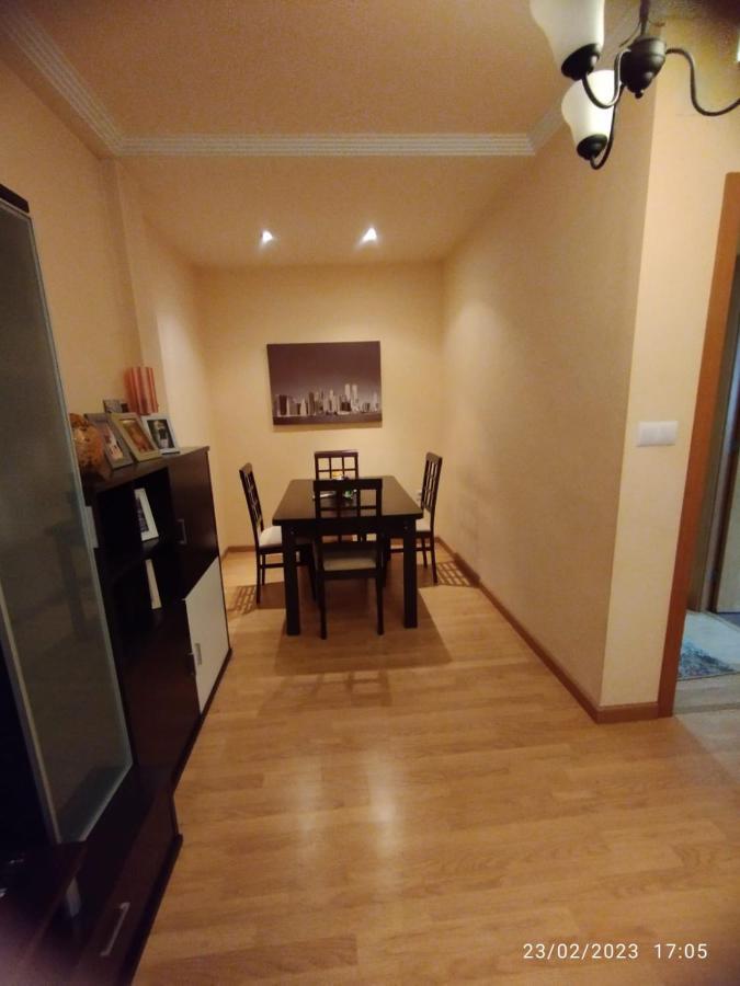 Piso Js Apartment โอว์เรนเซ ภายนอก รูปภาพ